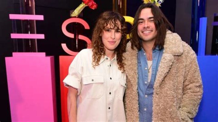 Uncover The Secrets Of Derek Richard Thomas Insights